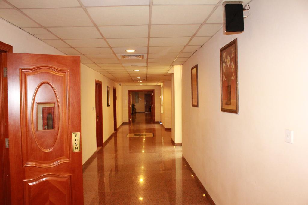 Le Park Hotel Ντόχα Εξωτερικό φωτογραφία