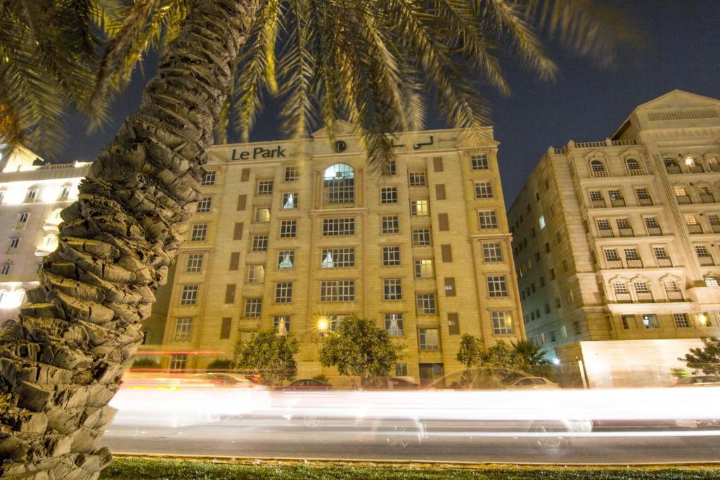 Le Park Hotel Ντόχα Εξωτερικό φωτογραφία